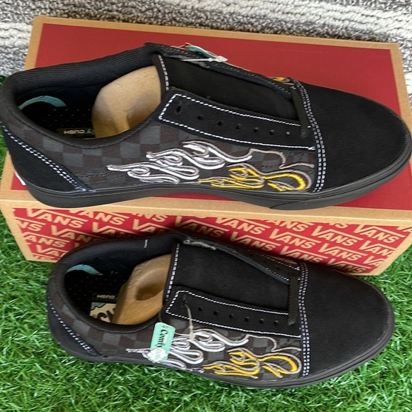 Vans Comfycush Ignition Black/Black Men’s sneakers - athletic shoes - Picture 3 of 16